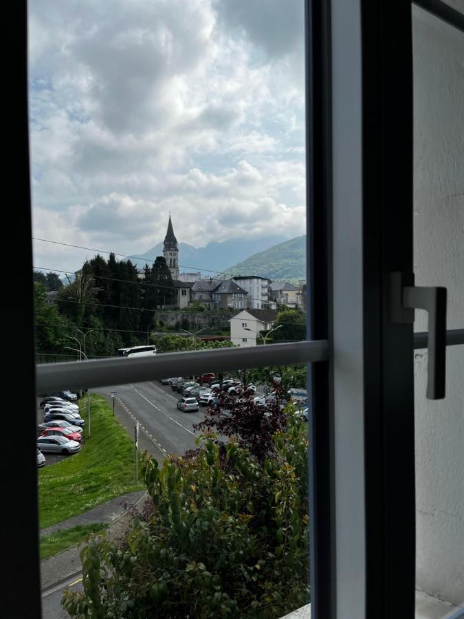 Charmant T2 Bis Proche Gare Et Centre Ville - Parking Proche Lourdes Eksteriør bilde